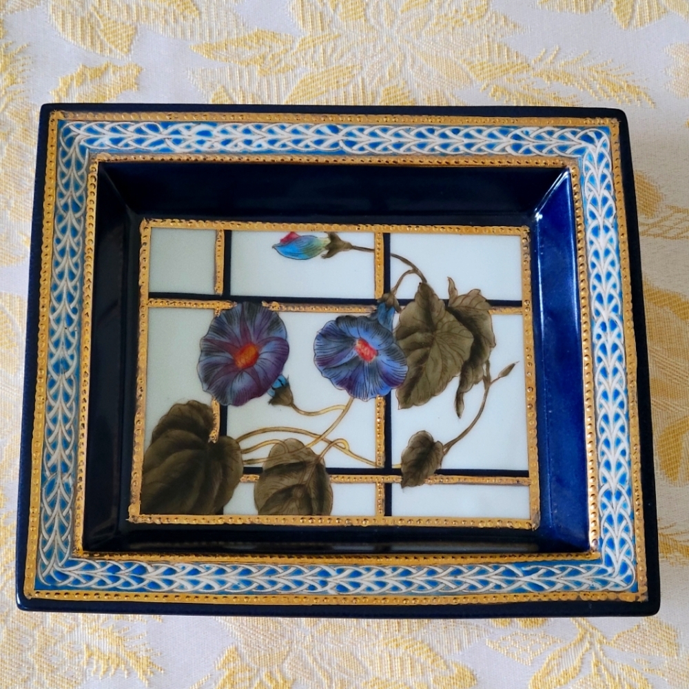 Vintage All Hand Painted Tray By TOZAI ,signed.
